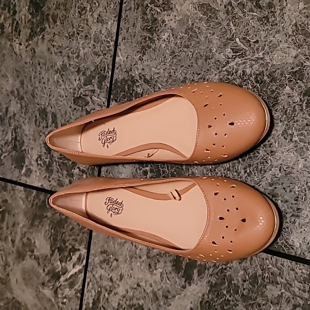 Faded Glory shoes size 8